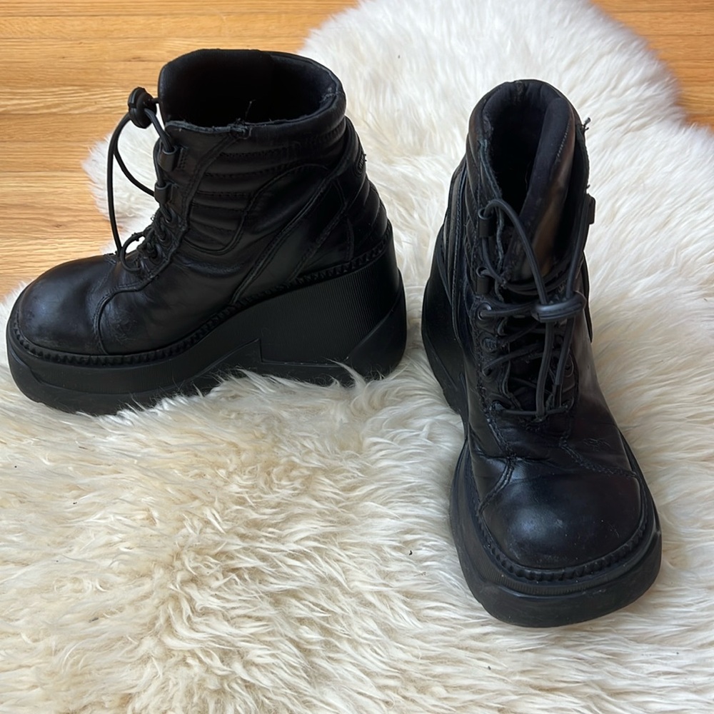 Pre-loved Hex platform boots (size 38 ~ US 7)